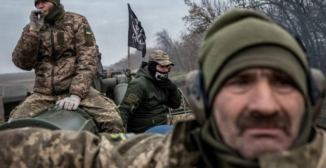 Rusia arría la bandera en Jersón y se parapeta ante el inminente avance ucraniano en el sur