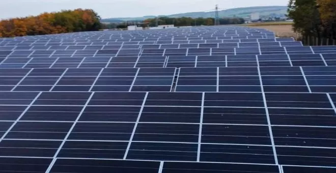 Iberdrola se alía con la asturiana Exiom para desarrollar una fábrica de paneles fotovoltaicos en Langreo