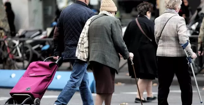¿Por qué se está reduciendo la brecha de longevidad entre hombres y mujeres?