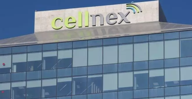 Cellnex pierde 297 millones en 2023, lo mismo que un año antes, mientras eleva un 16% sus ingresos