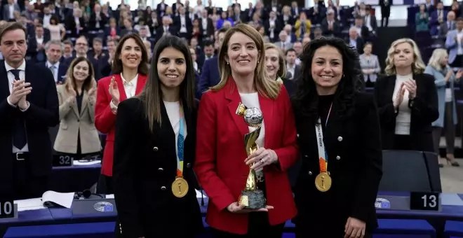 Las futbolistas españolas reivindican la igualdad en la Eurocámara: "Las niñas ya no solo quieren ser como Beckham"