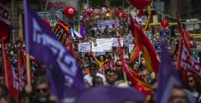 Reducción de la jornada laboral y plena ocupación: las grandes demandas sindicales de cara al 1 de mayo y el 12M