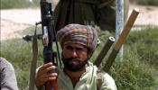 El Ejército paquistaní sufre un nuevo revés con un atentado suicida que deja 38 soldados muertos