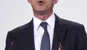 Valls recula y deja la puerta abierta a enmendar sus recortes