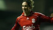 Torres reaparece para rescatar al Liverpool ante el Fulham