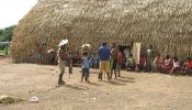 Indios de la Amazonía brasileña liberan a un funcionario español de la ONU y a otros 4 rehenes