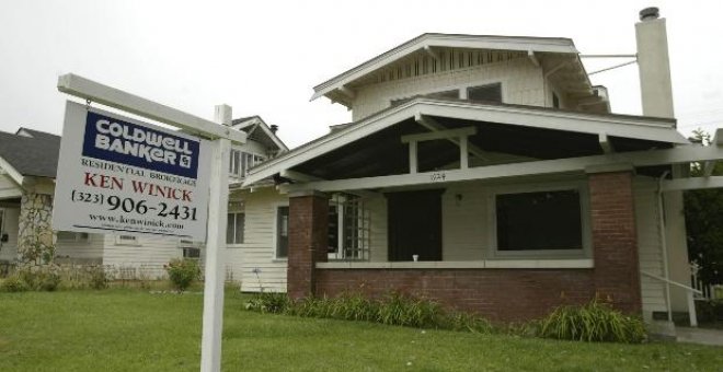 Pedidos de hipotecas para comprar casas en EE.UU. caen al menor nivel en cuatro años
