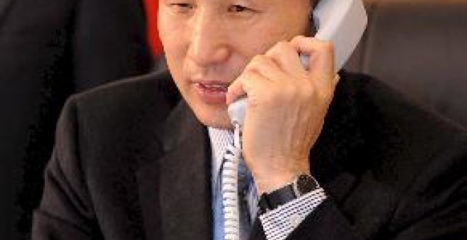 El conservador Lee Myung-bak toma posesión como presidente surcoreano
