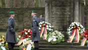 El Bundeswehr de hoy quiere recuperar la Cruz de Hierro, malversada por el nazismo