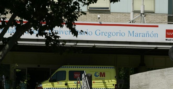 La Comunidad de Madrid adjudica a dedo el servicio de vigilancia de 12 hospitales a la empresa de una exconcejal del PP