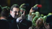 Un PSOE desgarrado permite a Rajoy seguir al mando en Moncloa sin tener una mayoría