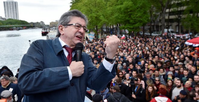 Más de cien economistas piden el voto para Mélenchon en las elecciones de Francia