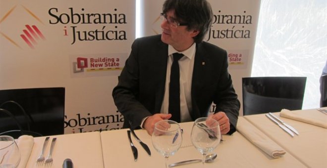 Puigdemont pretén negociar amb Rajoy per darrer cop el referèndum acordat