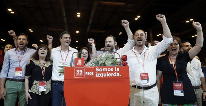 Sánchez tiene alfombra roja en el 40º Congreso para sumar más de una década al frente del PSOE