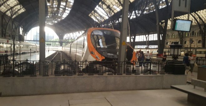 56 heridos, tres de ellos en estado grave, en un accidente de tren en Barcelona