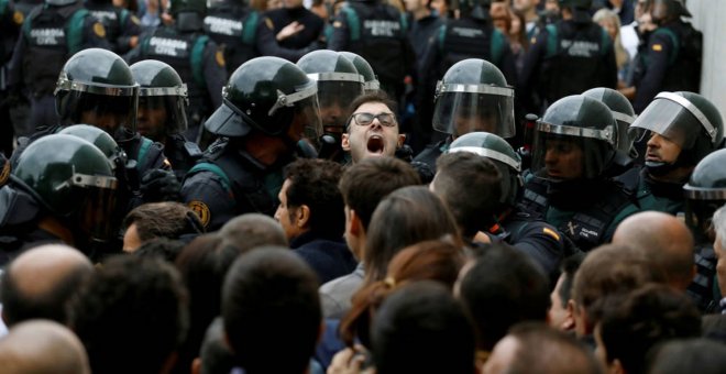 La Fiscalía pide excluir al Ayuntamiento de Barcelona de la causa por las cargas policiales del 1-O