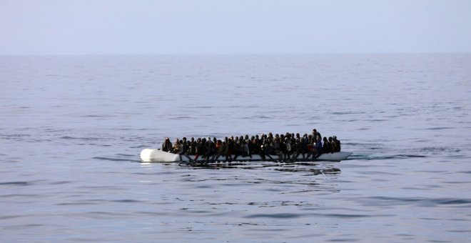 Salvamento Marítimo rescata una patera con 129 inmigrantes al sur de Gran Canaria