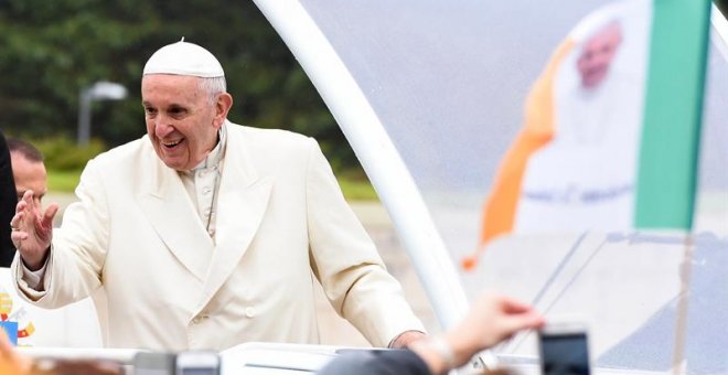 El Papa asegura que no dirá "ni una palabra" sobre las acusaciones de encubrimiento de abusos sexuales