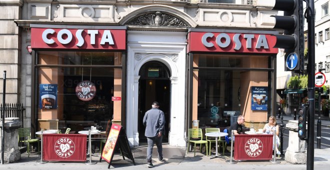 Coca-Cola se adentra en el mercado del café con la compra de la cadena británica Costa
