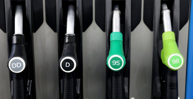 Un ajuste fiscal disparará en enero el precio de la gasolina más de dos euros por depósito