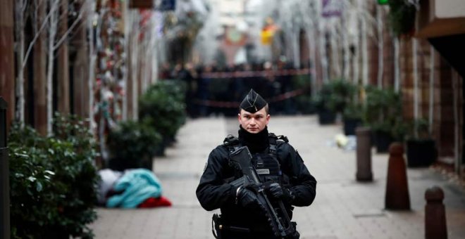 El autor del atentado de Estrasburgo fue condenado 27 veces por delitos comunes y se radicalizó en la cárcel