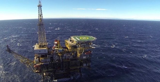 El Consejo de Ministros decidirá si prorroga la única plataforma petrolífera de España
