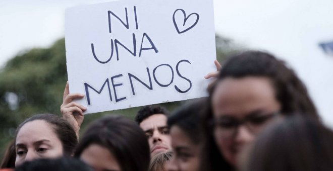 El Parlamento andaluz apoya, con el voto de Vox en contra, financiar a asociaciones en la lucha contra la violencia machista
