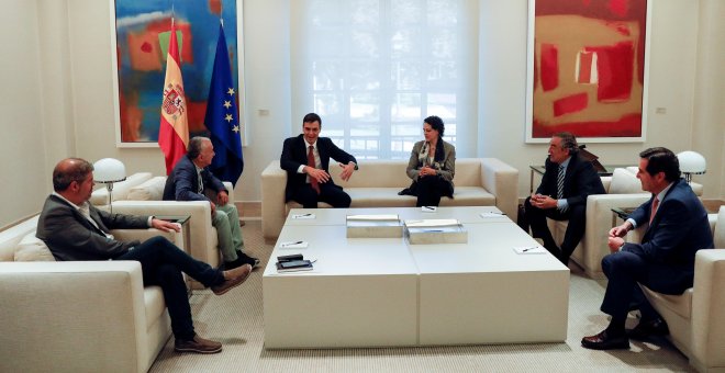 El Gobierno busca apoyos para aprobar por decreto tres cambios clave de la reforma laboral de Rajoy