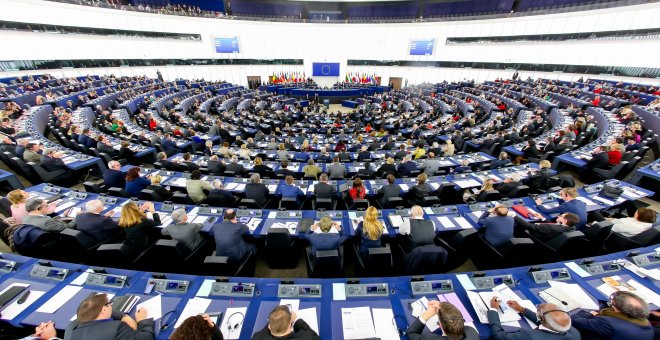 Los diputados europeos votan a favor de acabar con los cambios de hora a partir de 2021