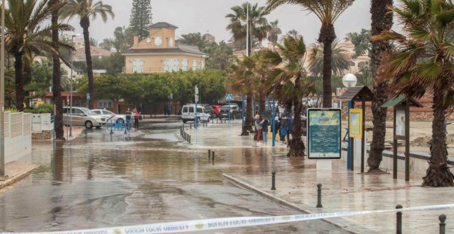 Las fuertes lluvias obligan a desalojar a 300 personas en la Comunitat Valenciana