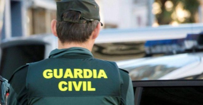 Detenido tras hallar el cadáver enterrado de una mujer con signos de violencia en Cádiz