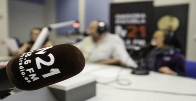 Despiden a dos trabajadores de la Radio M21 después de que el Ayuntamiento de Madrid cortara sus emisiones