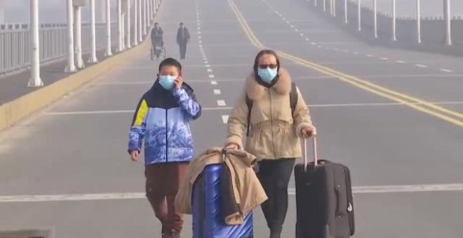 China permite a varias personas abandonar Hubei, una de las zonas más afectadas por el coronavirus