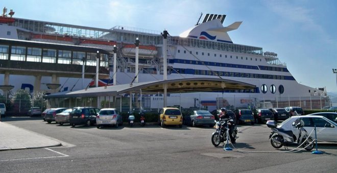 La cancelación del ferry a Irlanda supondrá pérdidas anuales de 350.000 euros según UGT