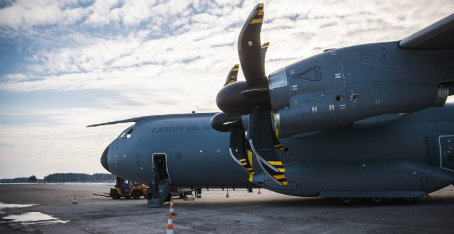 Llega a Madrid un avión militar procedente de China con 14 toneladas de material sanitario