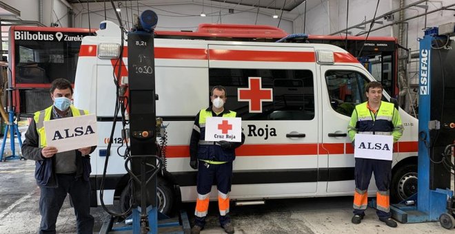 Alsa se une al plan 'Cruz Roja Responde' colaborando en la limpieza de sus vehículos