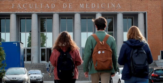 Los falsos becarios universitarios en la Comunidad de Madrid: entre la formación y la explotación