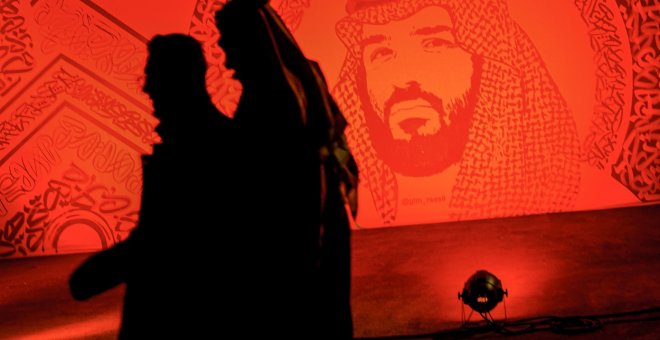 El petróleo y el coronavirus ponen al heredero saudí contra las cuerdas
