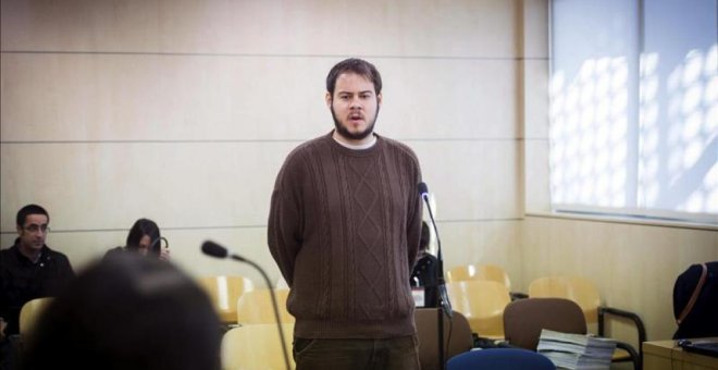 El rapero Pablo Hasél, condenado a seis meses por agredir a un periodista de TV3