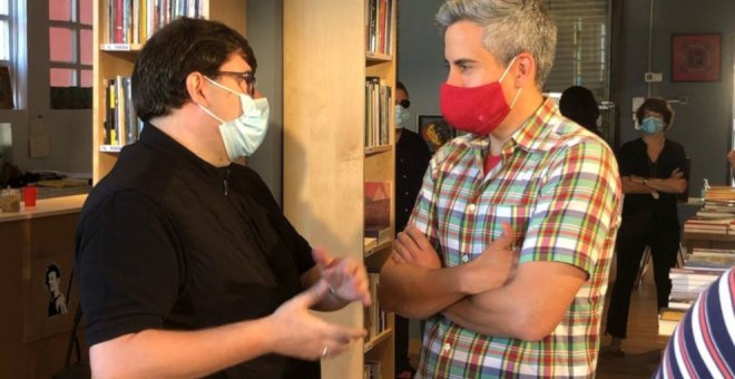 Richard Zubelzu rueda el documental 'Desmontando armarios' sobre el movimiento LGTBI en Cantabria