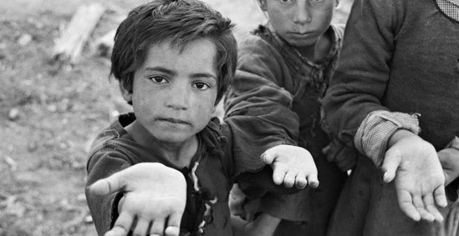 Más cornás da el hambre: historia de la posguerra franquista