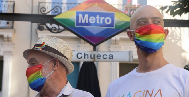 La estación de Chueca llevará para siempre la bandera arcoíris en el logo de Metro