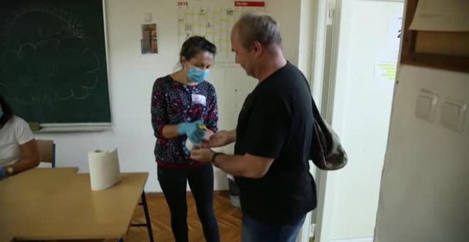 Croacia acude a las urnas en unas elecciones marcadas por el coronavirus