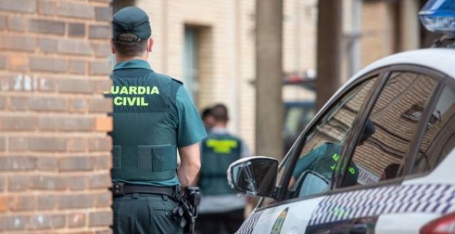 Los 'narcos' de Algeciras embisten a un coche de la Guardia Civil en el cuarto incidente de la semana