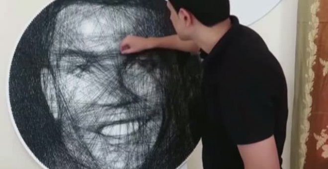 Un artista iraqí revoluciona el arte de los retratos con la técnica de la hilografía