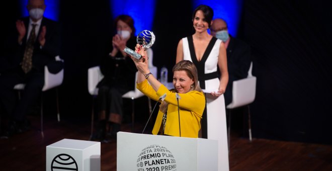 Eva García Sáenz de Urturi, guanyadora del Premi Planeta 2020