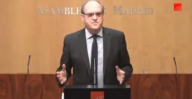 El PSOE de Madrid, en la encrucijada, no encuentra cómo frenar los dislates de Ayuso