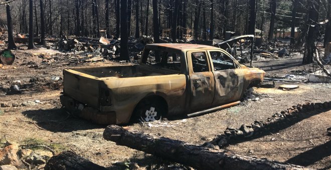 Expertos advierten de que los incendios forestales de California pueden hacer tambalear el sistema financiero de EEUU