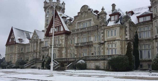 Santander se cubre de nieve en un enero tan insólito como atípico
