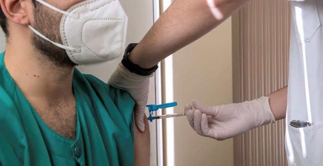 DIRECTO | El número de vacunas administradas en España ya se acerca al millón